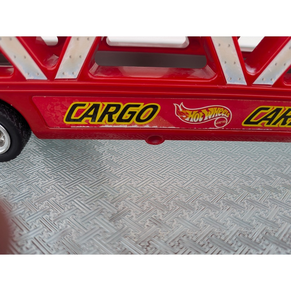 Hot Wheels Cargo Carrier Semi Truck Hauler Red 1991 Mattel Large Toy Truck - Picture 4 of 7